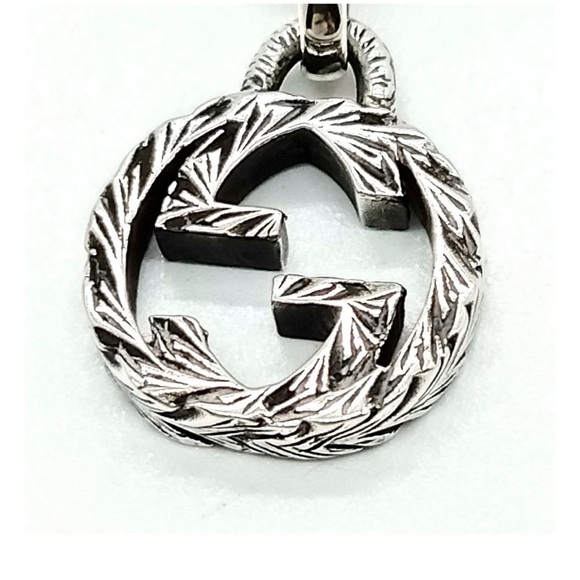 Gucci Pendant Necklace - Picture 2 of 9